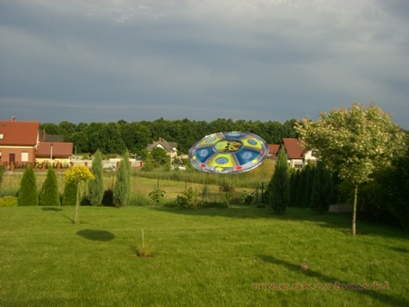 UFO - Dmuchany latający dysk 80 cm HIT !!! 00029