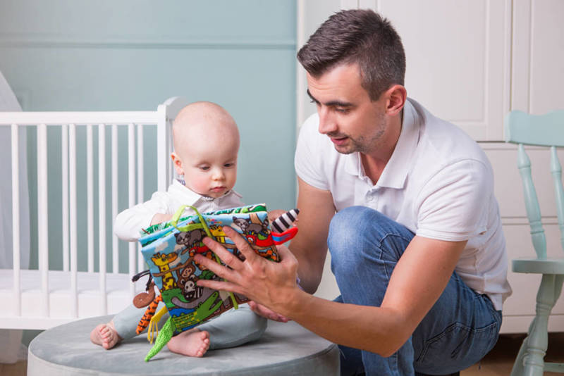 Jolly Baby Książeczka Zwierzaki Dżungli - Ogonki